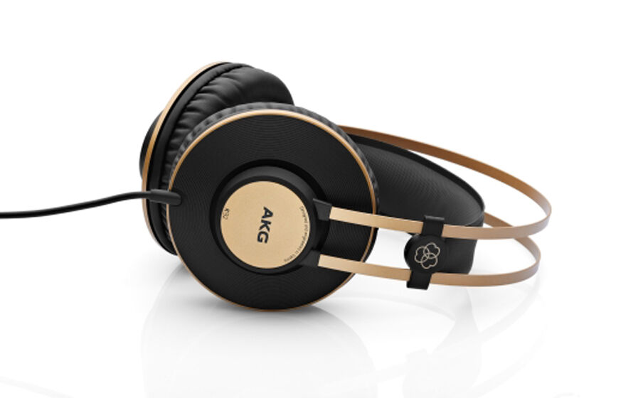 AKG K92 closed-back design for maximum sound isolation — AX Store Kuwait