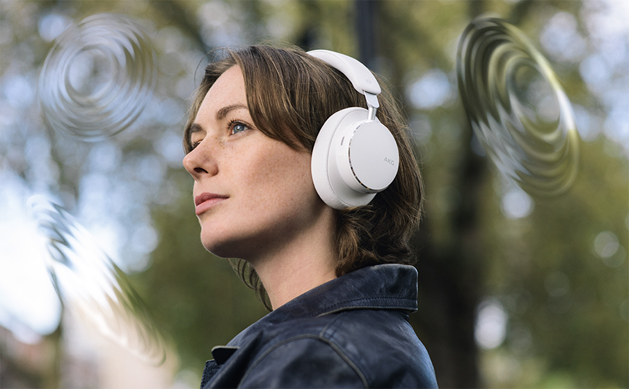 AKG N9 Hybrid | Wireless over-ear noise cancelling headphones