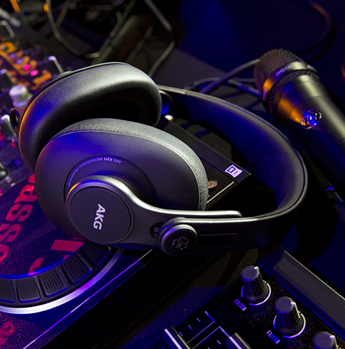 AKG Blog Pro sound for work at home professionals