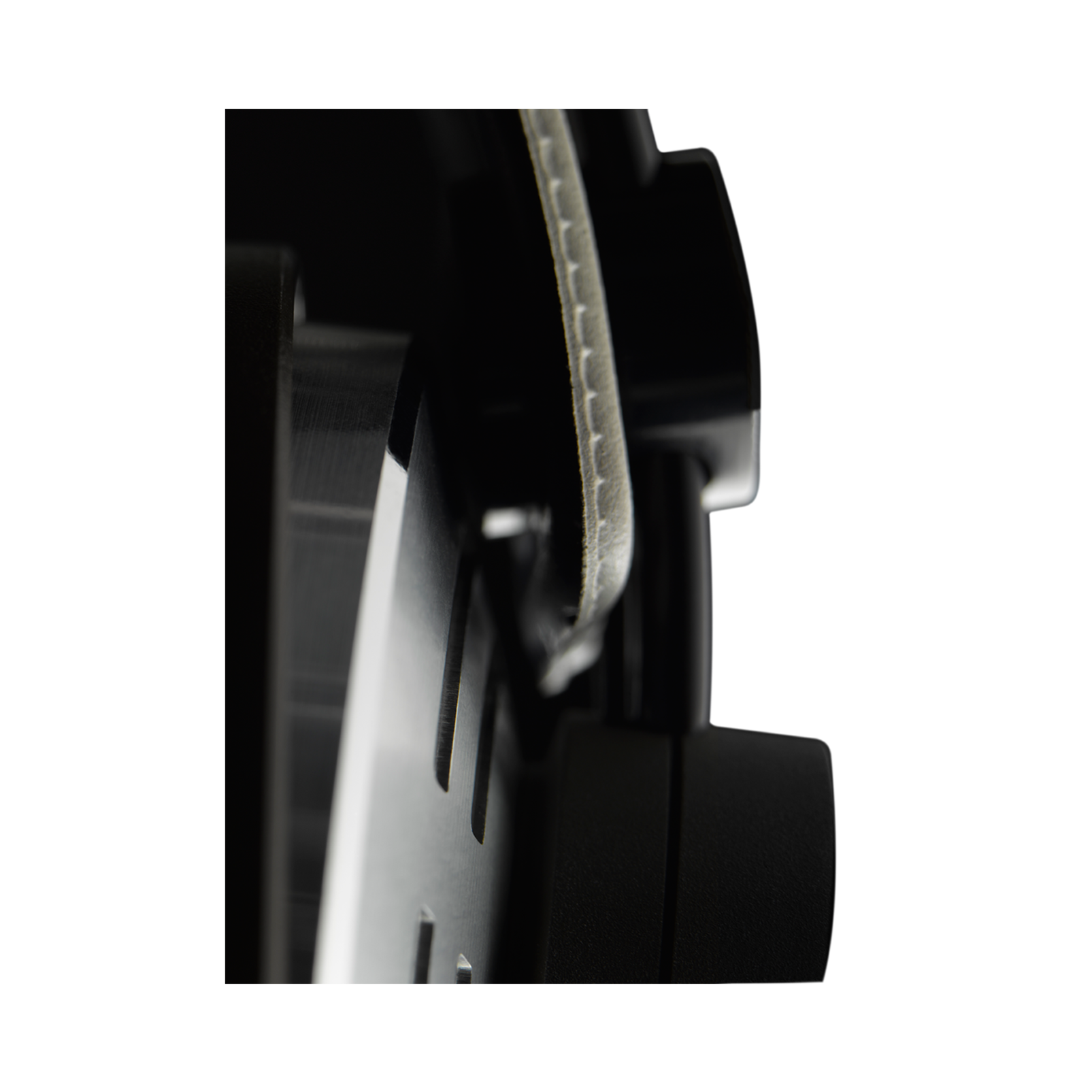 K142HD (discontinued) - Black - Over-ear, semi-open studio headphones with adjustable headband - Detailshot 2