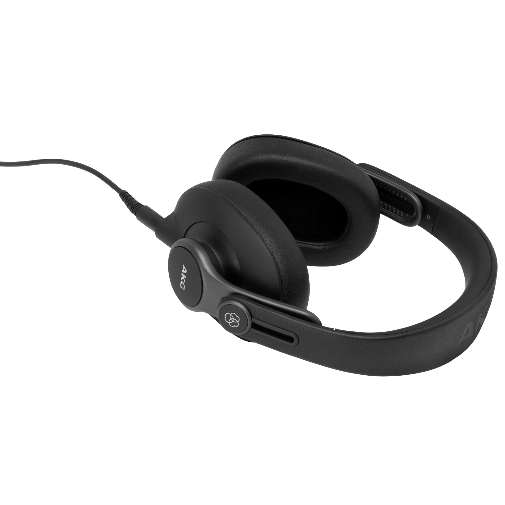 K371 | Over-ear, closed-back, foldable studio headphones